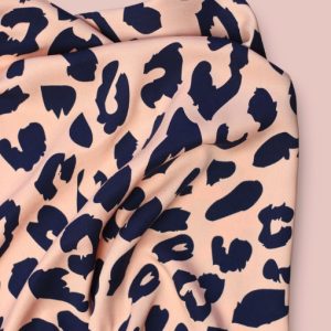 Twill de viscosa Ecovero™ Urban Leo Peach - mind the MAKER®